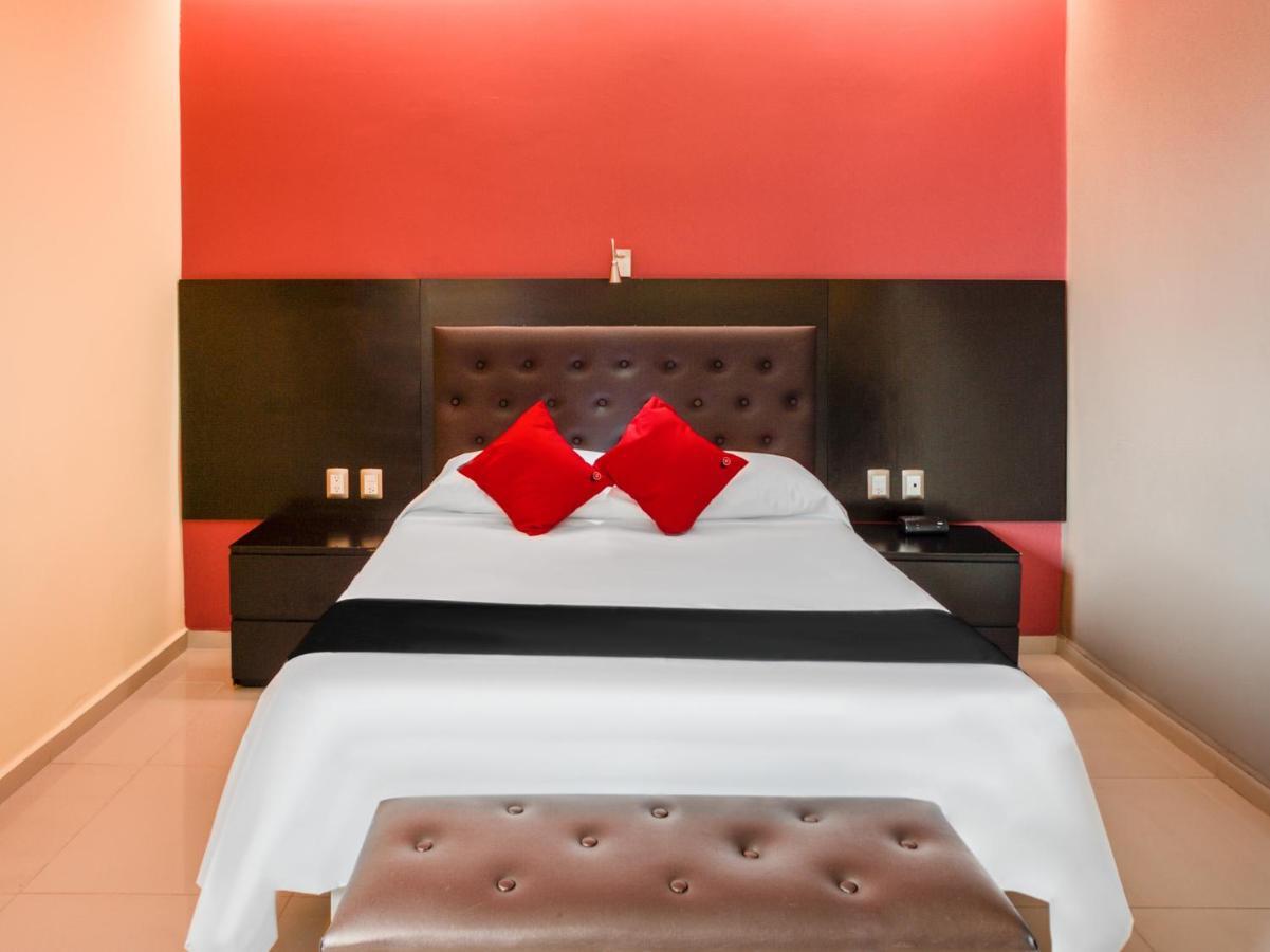 Veracruz Suites Hotel Екстер'єр фото